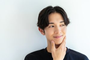 【2026年最新】髭脱毛を公表した芸能人は？通っているクリニック・効果も解説