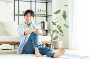 男性の全身脱毛に必要な回数は？5回で終わらない理由や医療脱毛でツルツルになる期間を解説